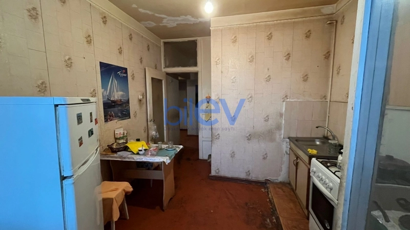 Satış 3 otaqlı Köhnə Tikili bina evi  70m², Bakı