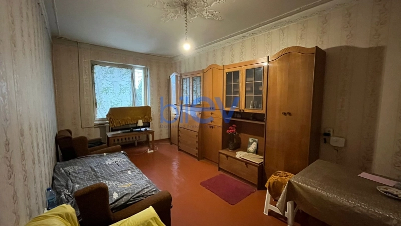 Satış 3 otaqlı Köhnə Tikili bina evi  70m², Bakı