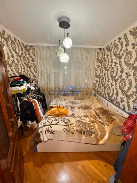 Satış 3 otaqlı Köhnə Tikili bina evi  70m², Sumqayıt