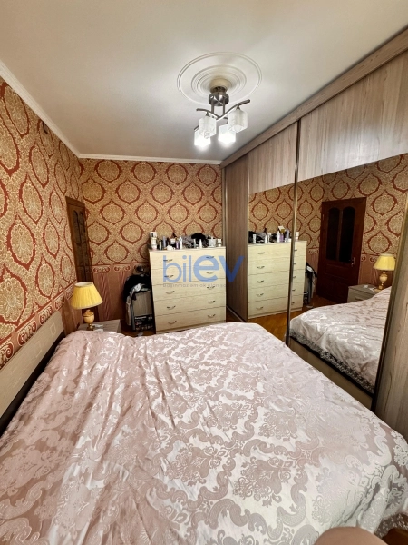 Satış 3 otaqlı Köhnə Tikili bina evi  70m², Sumqayıt