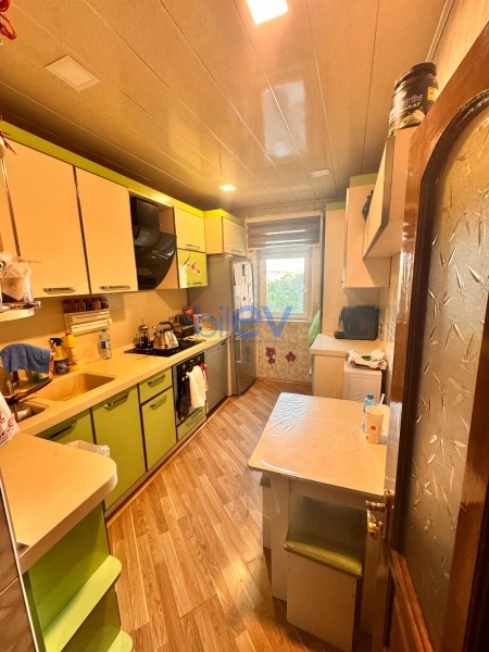 Satış 3 otaqlı Köhnə Tikili bina evi  70m², Sumqayıt