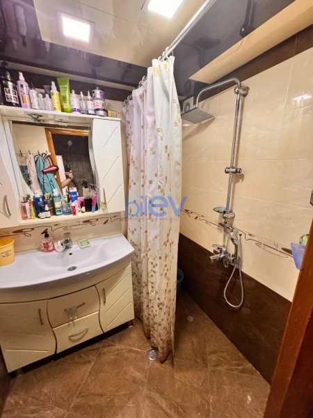 Satış 3 otaqlı Köhnə Tikili bina evi  70m², Sumqayıt