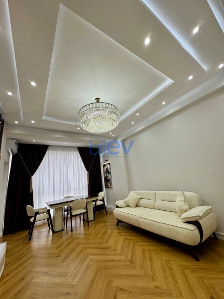 Aylıq Kirayə 2 otaqlı Yeni Tikili bina evi  70m², Bakı