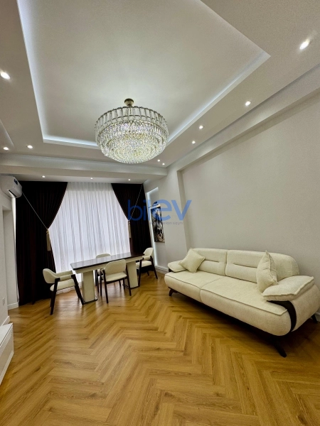 Aylıq Kirayə 2 otaqlı Yeni Tikili bina evi  70m², Bakı