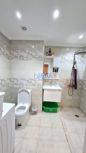 Satış 3 otaqlı Yeni Tikili bina evi  72m², Bakı