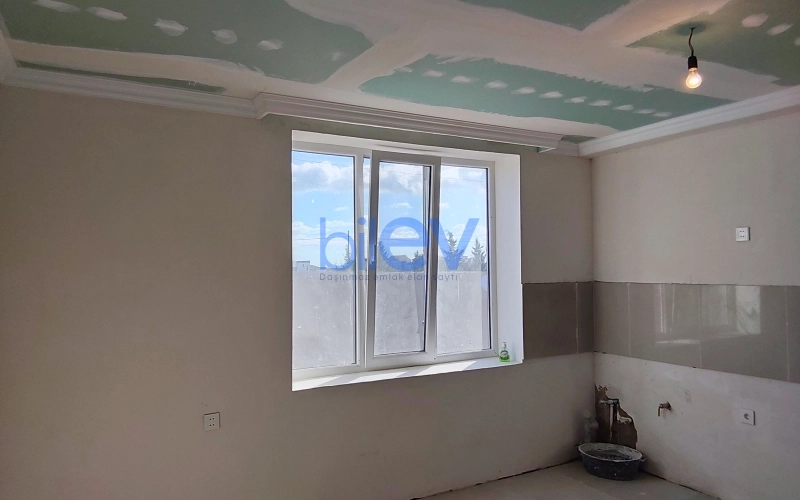 Satış 4 otaqlı Həyət evi  5m², Bakı