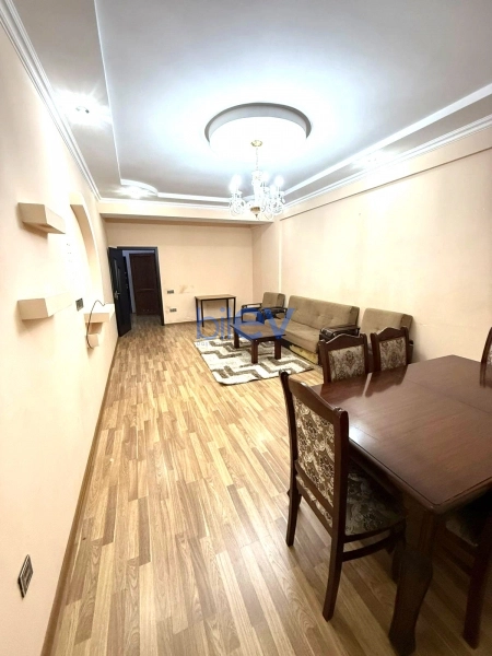Aylıq Kirayə 2 otaqlı Yeni Tikili bina evi  105m², Bakı