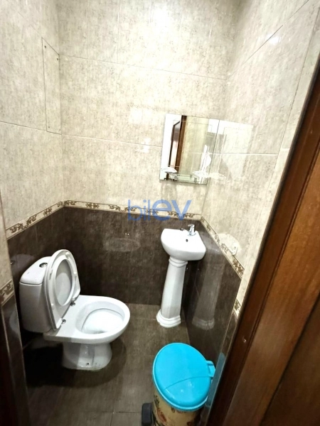 Aylıq Kirayə 2 otaqlı Yeni Tikili bina evi  105m², Bakı