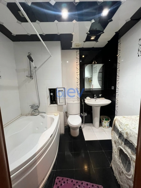 Aylıq Kirayə 2 otaqlı Yeni Tikili bina evi  59m², Bakı