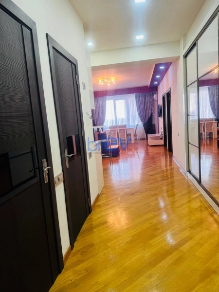 Aylıq Kirayə 2 otaqlı Yeni Tikili bina evi  74m², Bakı