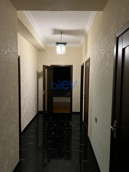 Satış 3 otaqlı Yeni Tikili bina evi  147m², Bakı