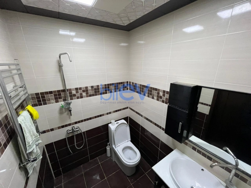 Satış 3 otaqlı Yeni Tikili bina evi  147m², Bakı