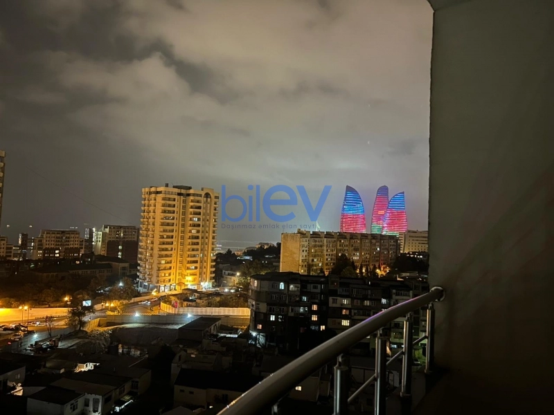 Satış 3 otaqlı Yeni Tikili bina evi  147m², Bakı