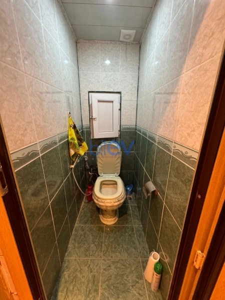 Aylıq Kirayə 2 otaqlı Köhnə Tikili bina evi  67m², Bakı