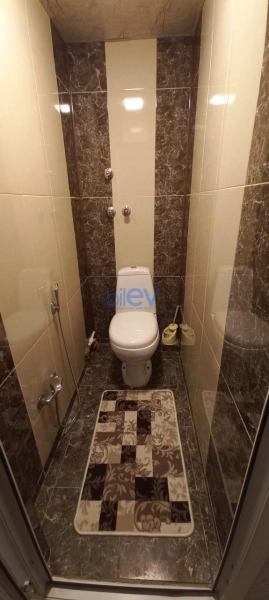 Aylıq Kirayə 2 otaqlı Köhnə Tikili bina evi  90m², Bakı