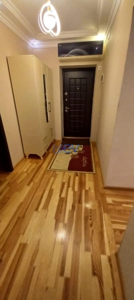 Aylıq Kirayə 2 otaqlı Köhnə Tikili bina evi  90m², Bakı