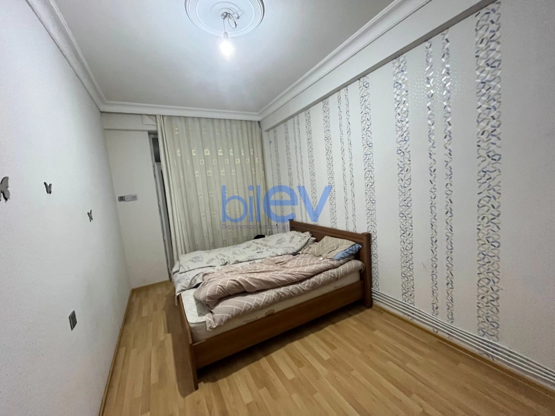 Aylıq Kirayə 3 otaqlı Yeni Tikili bina evi  90m², Bakı