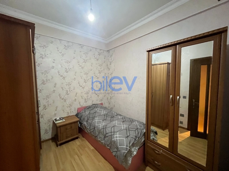 Aylıq Kirayə 3 otaqlı Yeni Tikili bina evi  90m², Bakı