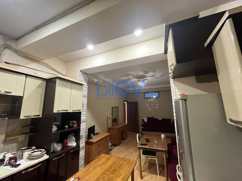 Aylıq Kirayə 3 otaqlı Yeni Tikili bina evi  90m², Bakı