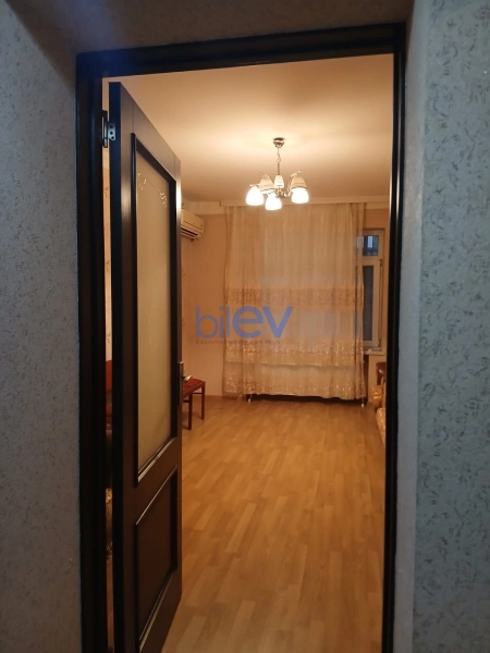 Aylıq Kirayə 3 otaqlı Köhnə Tikili bina evi  70m², Bakı