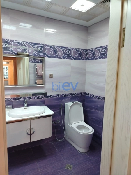 Aylıq Kirayə 3 otaqlı Yeni Tikili bina evi  120m², Bakı