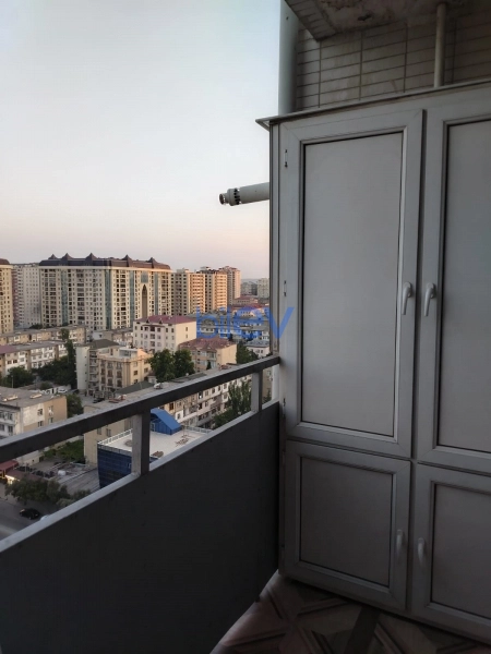 Aylıq Kirayə 3 otaqlı Yeni Tikili bina evi  120m², Bakı