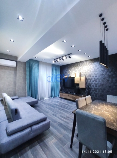 Aylıq Kirayə 2 otaqlı Yeni Tikili bina evi  93m², Bakı