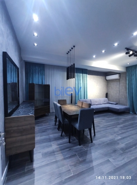 Aylıq Kirayə 2 otaqlı Yeni Tikili bina evi  93m², Bakı