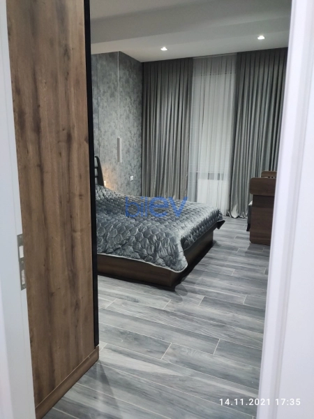 Aylıq Kirayə 2 otaqlı Yeni Tikili bina evi  93m², Bakı