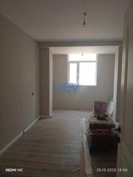 Satış 3 otaqlı Köhnə Tikili bina evi  83m², Sumqayıt