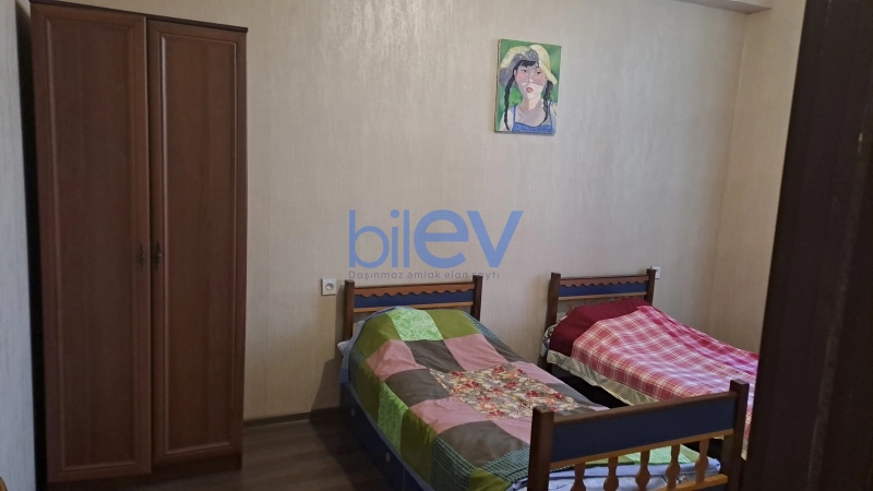 Günlük Kirayə 3 otaqlı Yeni Tikili bina evi  76m², Bakı