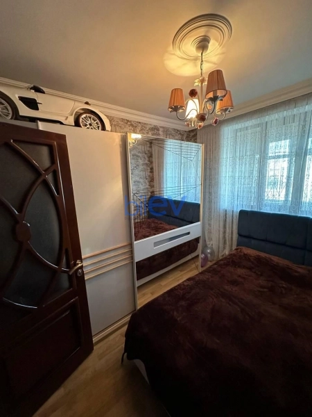 Aylıq Kirayə 3 otaqlı Yeni Tikili bina evi  90m², Bakı