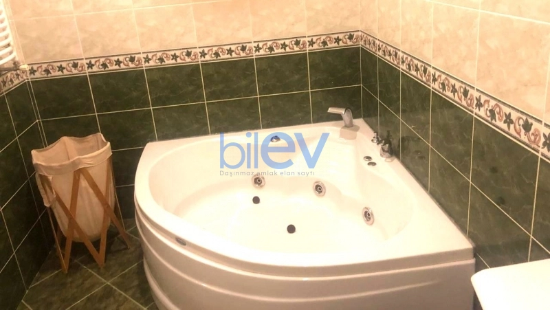 Aylıq Kirayə 3 otaqlı Yeni Tikili bina evi  155m², Bakı