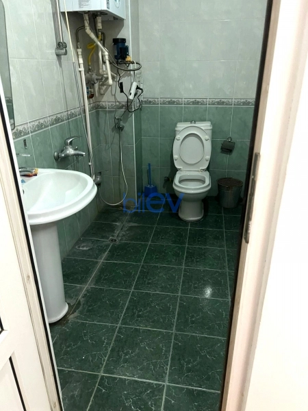 Aylıq Kirayə 8 otaqlı Həyət evi  572m², Bakı