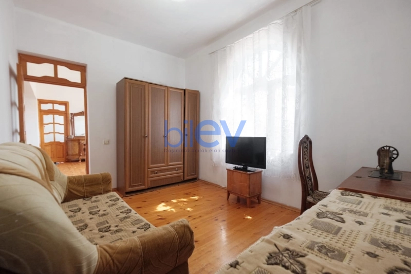 Satış 9 otaqlı Bağ evi  270m², Bakı