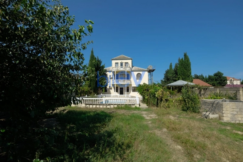 Satış 9 otaqlı Bağ evi  270m², Bakı
