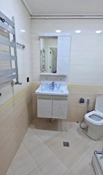 Aylıq Kirayə 2 otaqlı Yeni Tikili bina evi  60m², Bakı