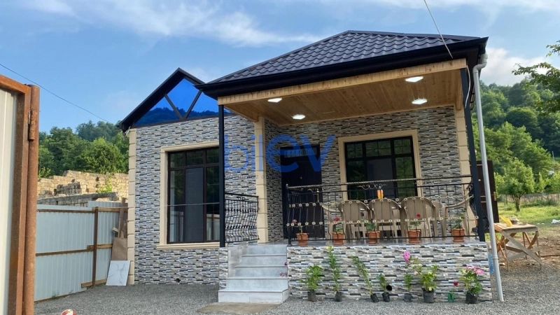Günlük Kirayə 3 otaqlı Həyət evi  90m², Lerik