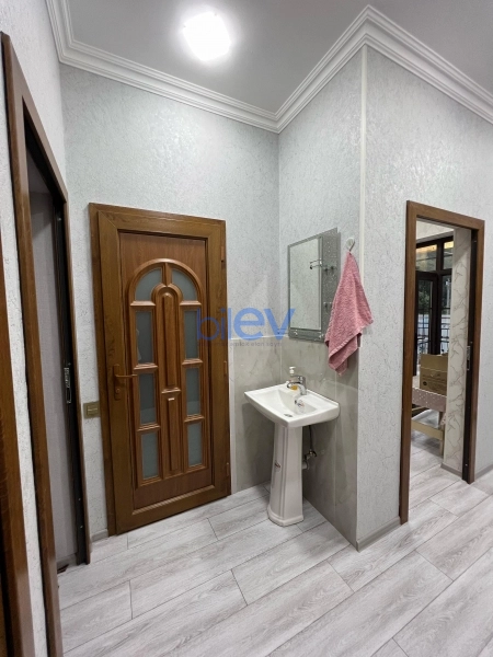 Günlük Kirayə 3 otaqlı Həyət evi  90m², Lerik