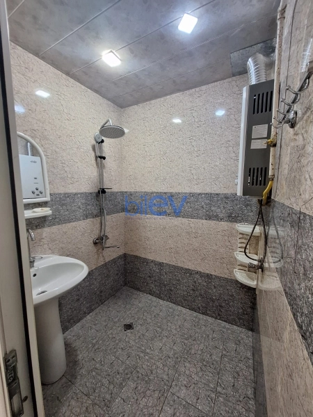 Aylıq Kirayə 3 otaqlı Köhnə Tikili bina evi  65m², Bakı