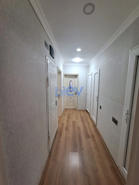 Aylıq Kirayə 3 otaqlı Köhnə Tikili bina evi  65m², Bakı