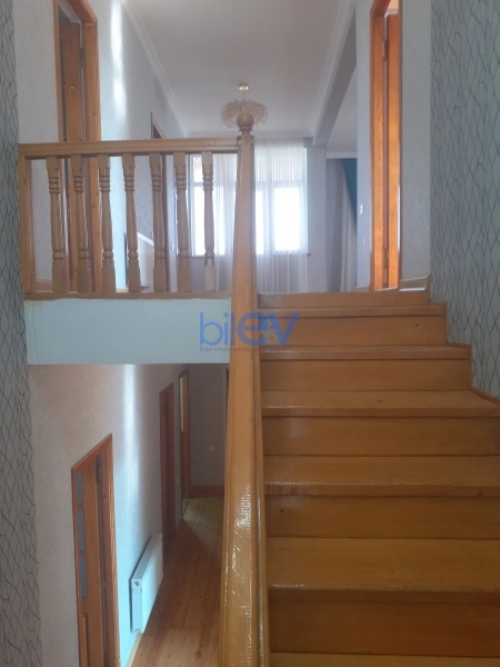 Satış 7 otaqlı Bağ evi  230m², Bakı