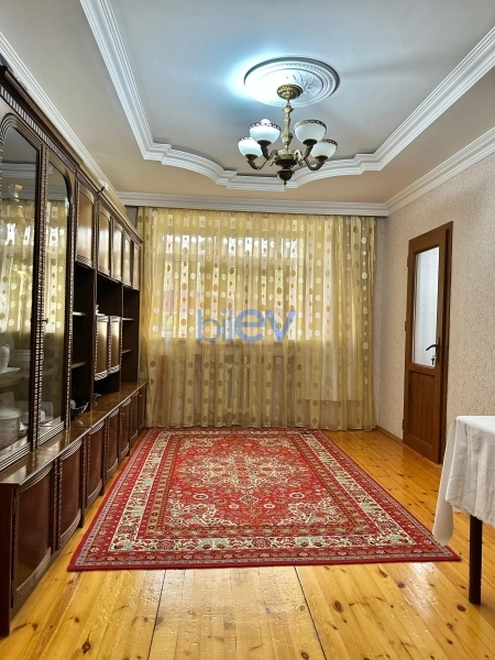 Satış 4 otaqlı Köhnə Tikili bina evi  100m², Bakı
