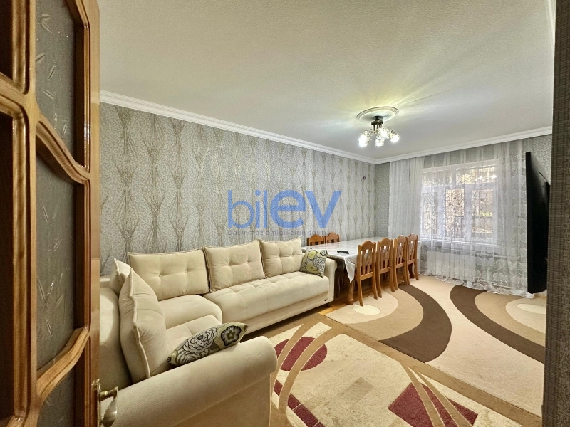 Satış 4 otaqlı Köhnə Tikili bina evi  100m², Bakı