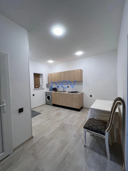 Aylıq Kirayə 2 otaqlı Köhnə Tikili bina evi  55m², Bakı