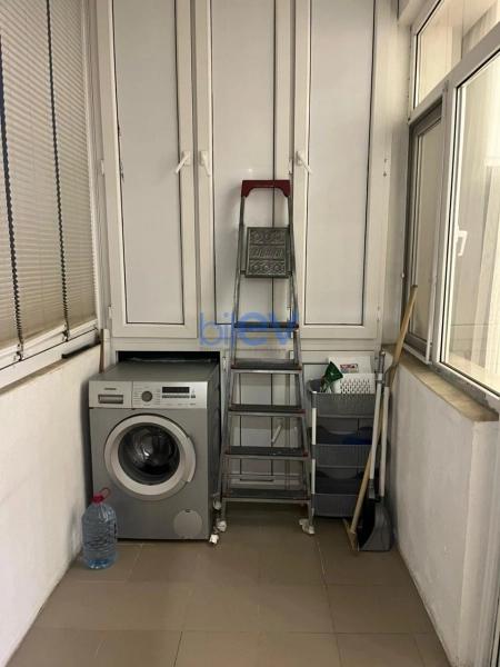 Aylıq Kirayə 3 otaqlı Yeni Tikili bina evi  112m², Bakı