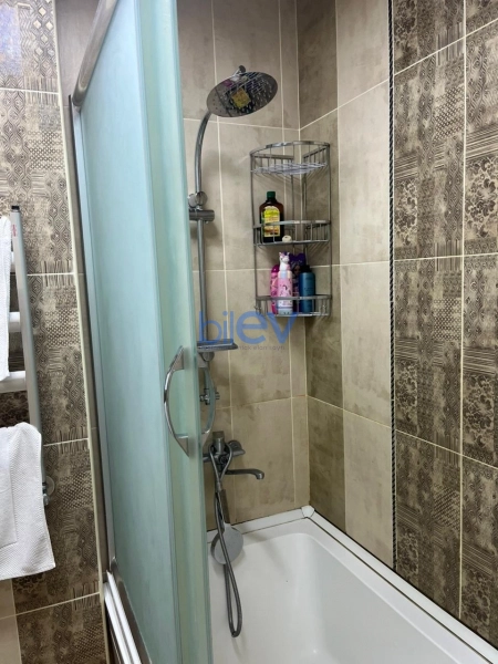 Aylıq Kirayə 3 otaqlı Yeni Tikili bina evi  112m², Bakı