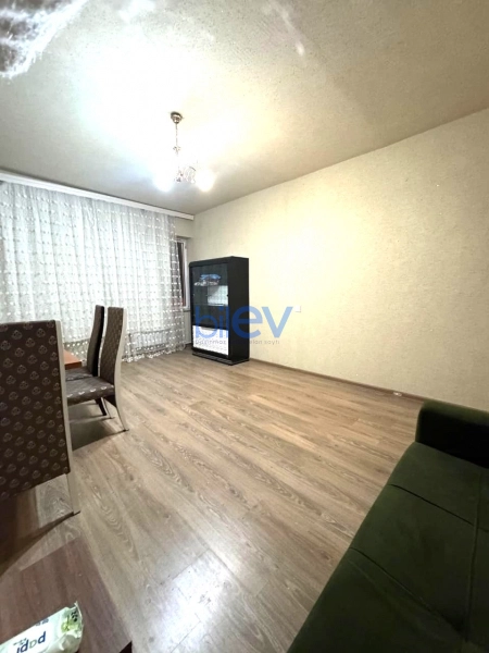 Aylıq Kirayə 2 otaqlı Köhnə Tikili bina evi  55m², Bakı