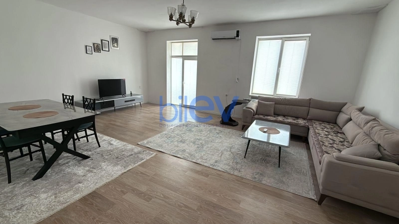 Aylıq Kirayə 3 otaqlı Köhnə Tikili bina evi  105m², Bakı