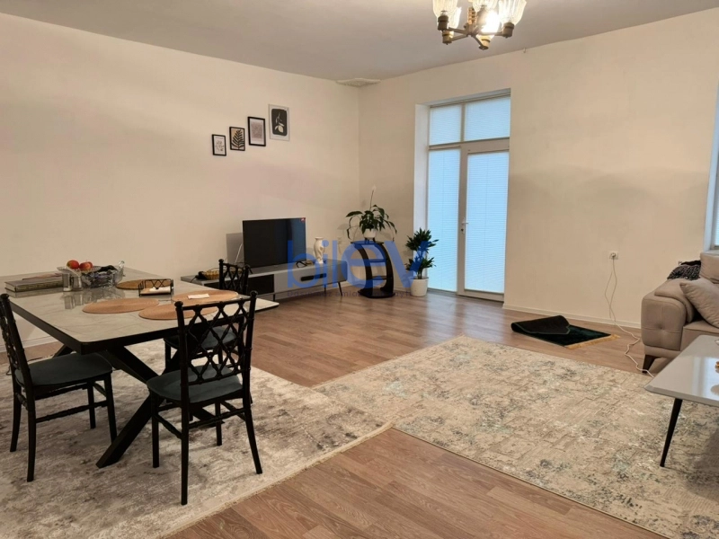 Aylıq Kirayə 3 otaqlı Köhnə Tikili bina evi  105m², Bakı